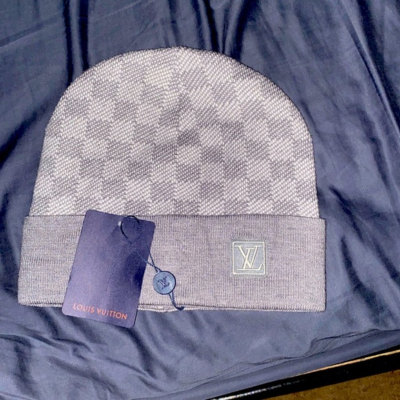 Louis Vuitton Purple Checkered Beanie - Picture 1 of 3